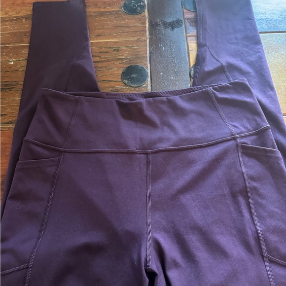 Victoria’s Secret workout set new - Picture 4 of 4